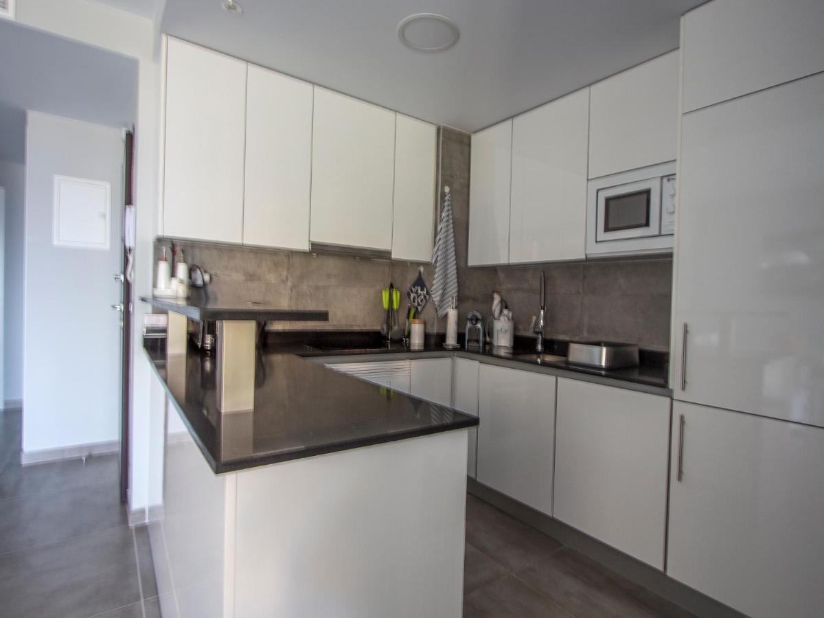 Infinity Luxury Sea View Apartment With Private Garden آريناليس ديل سول المظهر الخارجي الصورة