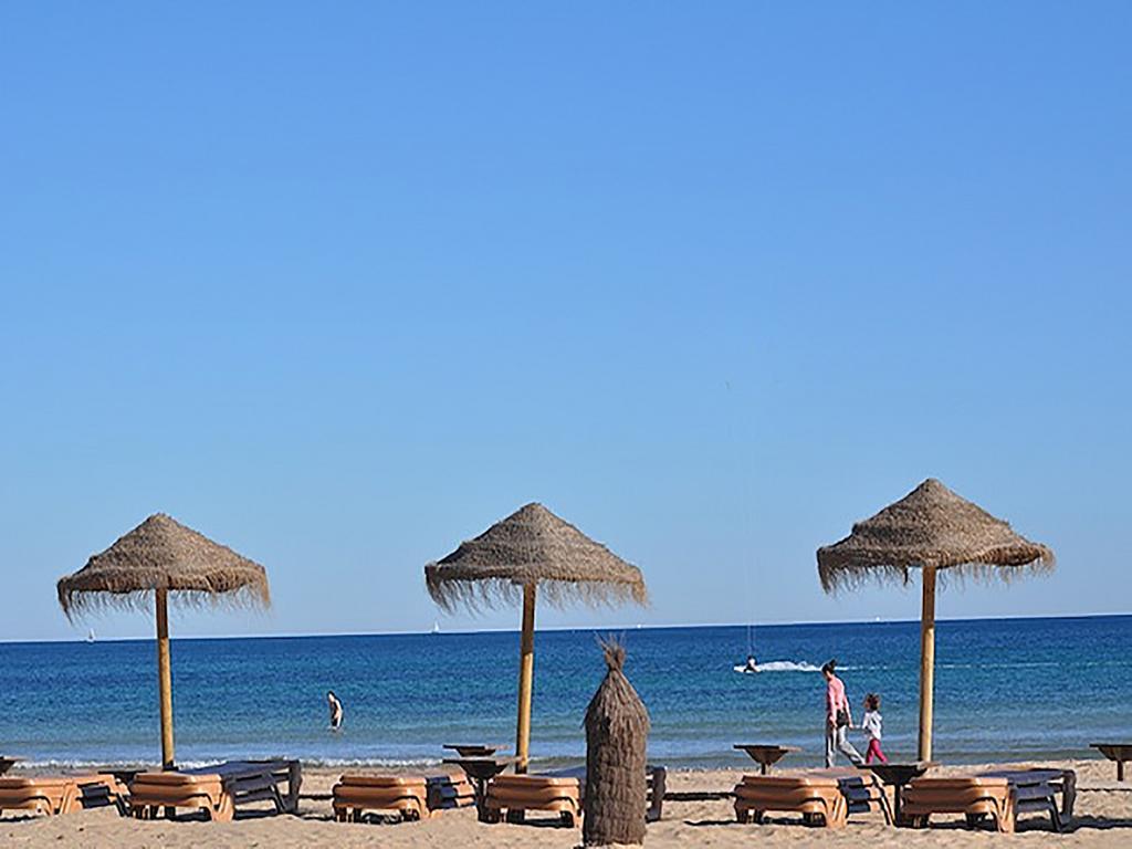 Infinity Luxury Sea View Apartment With Private Garden آريناليس ديل سول المظهر الخارجي الصورة